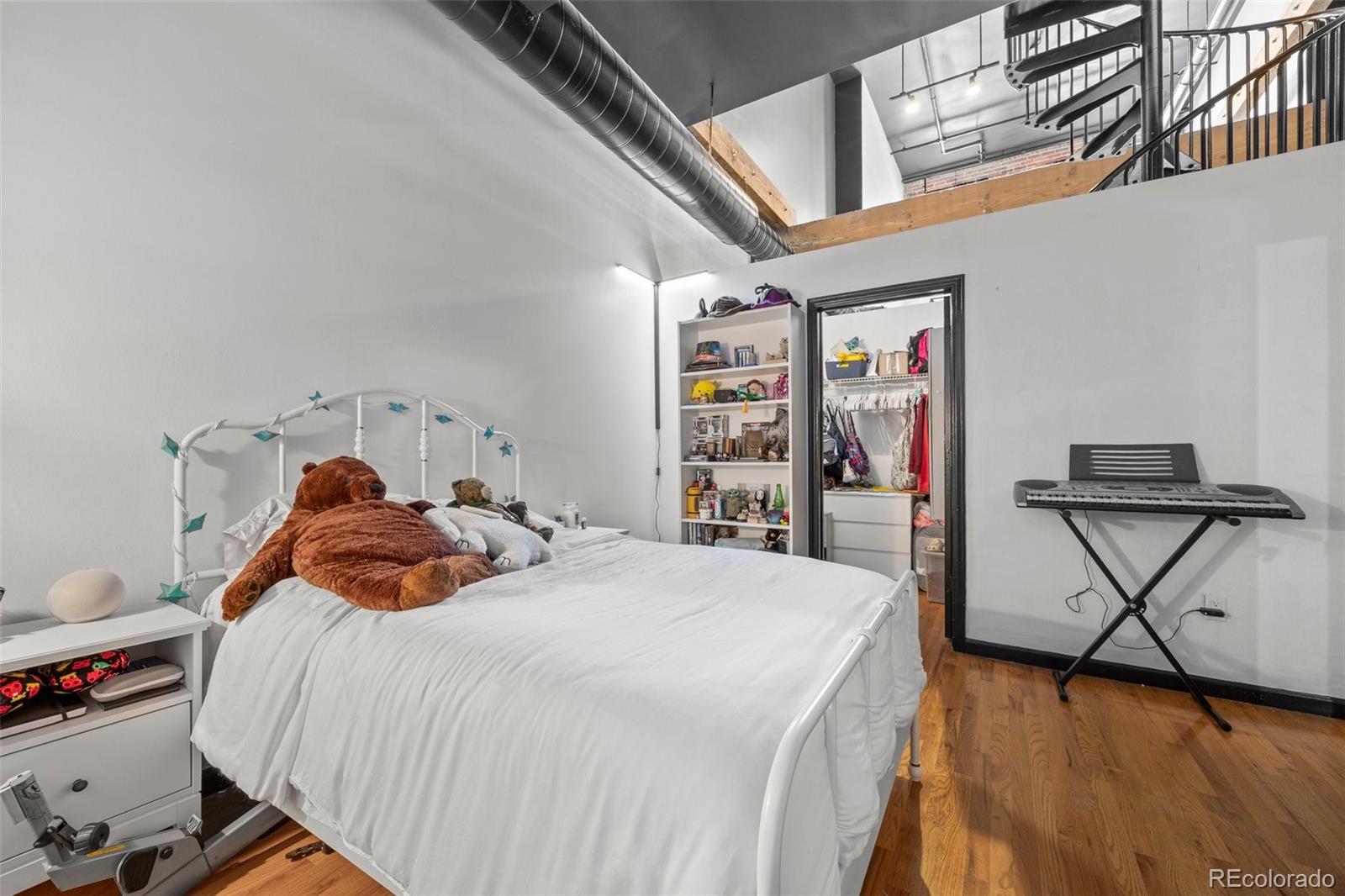 MLS Image #21 for 1555  california street,denver, Colorado