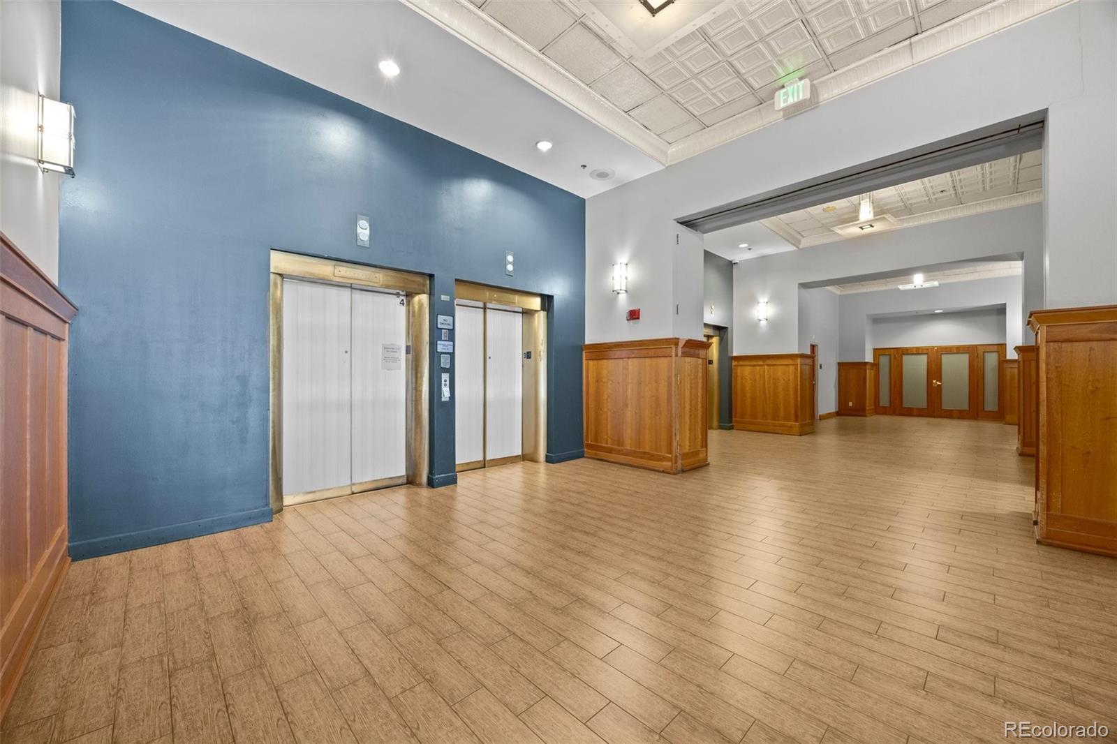 MLS Image #37 for 1555  california street,denver, Colorado