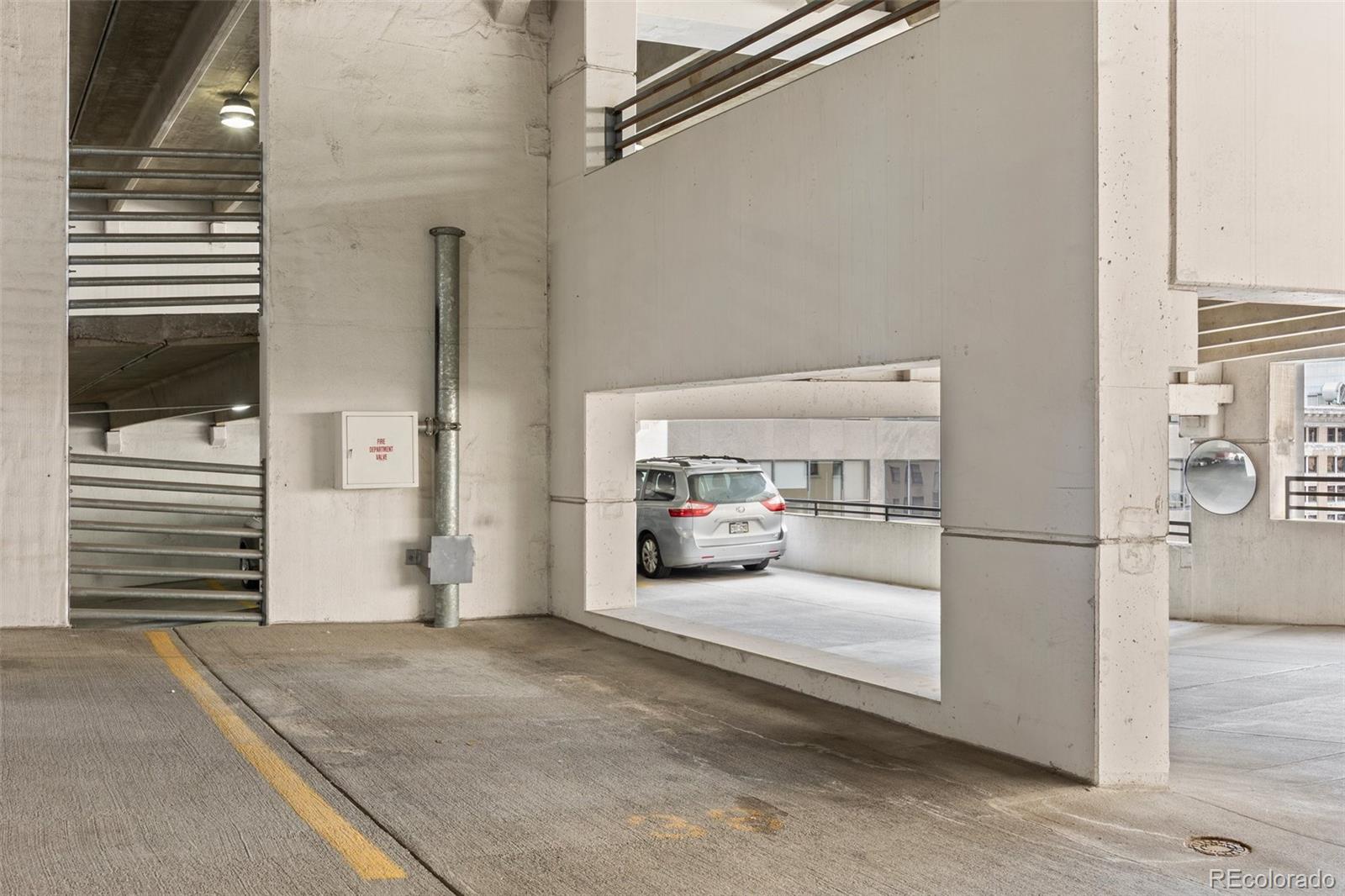 MLS Image #41 for 1555  california street,denver, Colorado