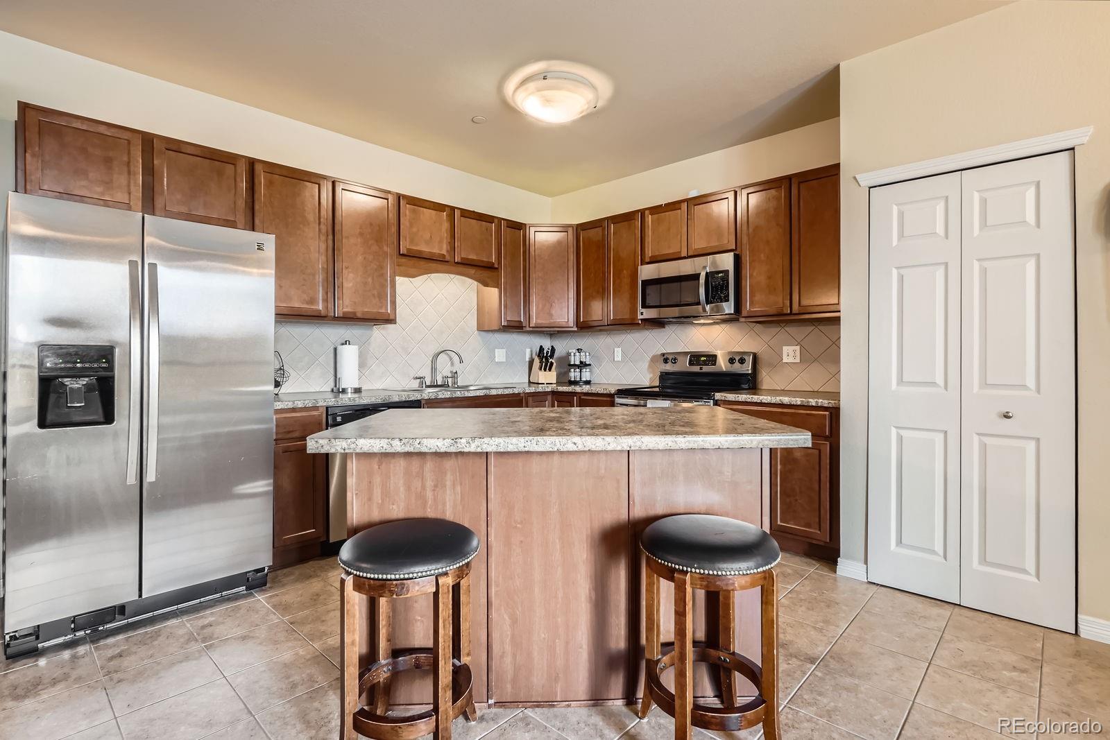 MLS Image #12 for 7292 s blackhawk street,englewood, Colorado