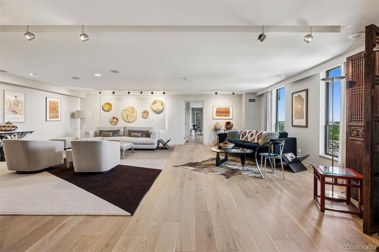 MLS Image #10 for 460 s marion parkway,denver, Colorado