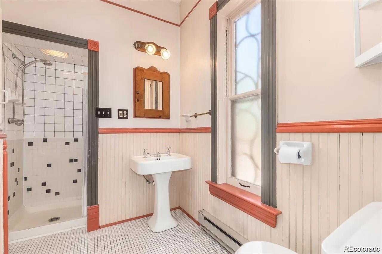 MLS Image #14 for 2227 n gilpin street,denver, Colorado