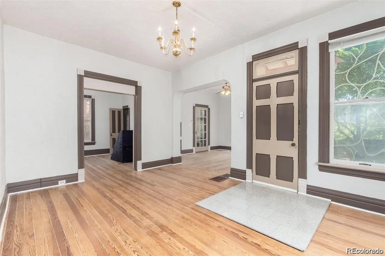MLS Image #3 for 2227 n gilpin street,denver, Colorado