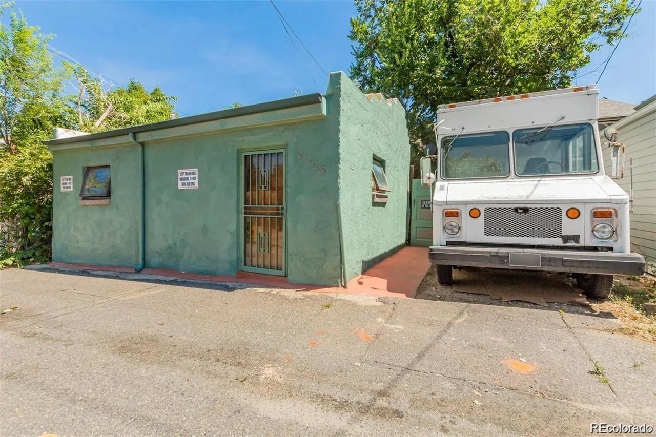 MLS Image #31 for 2227 n gilpin street,denver, Colorado