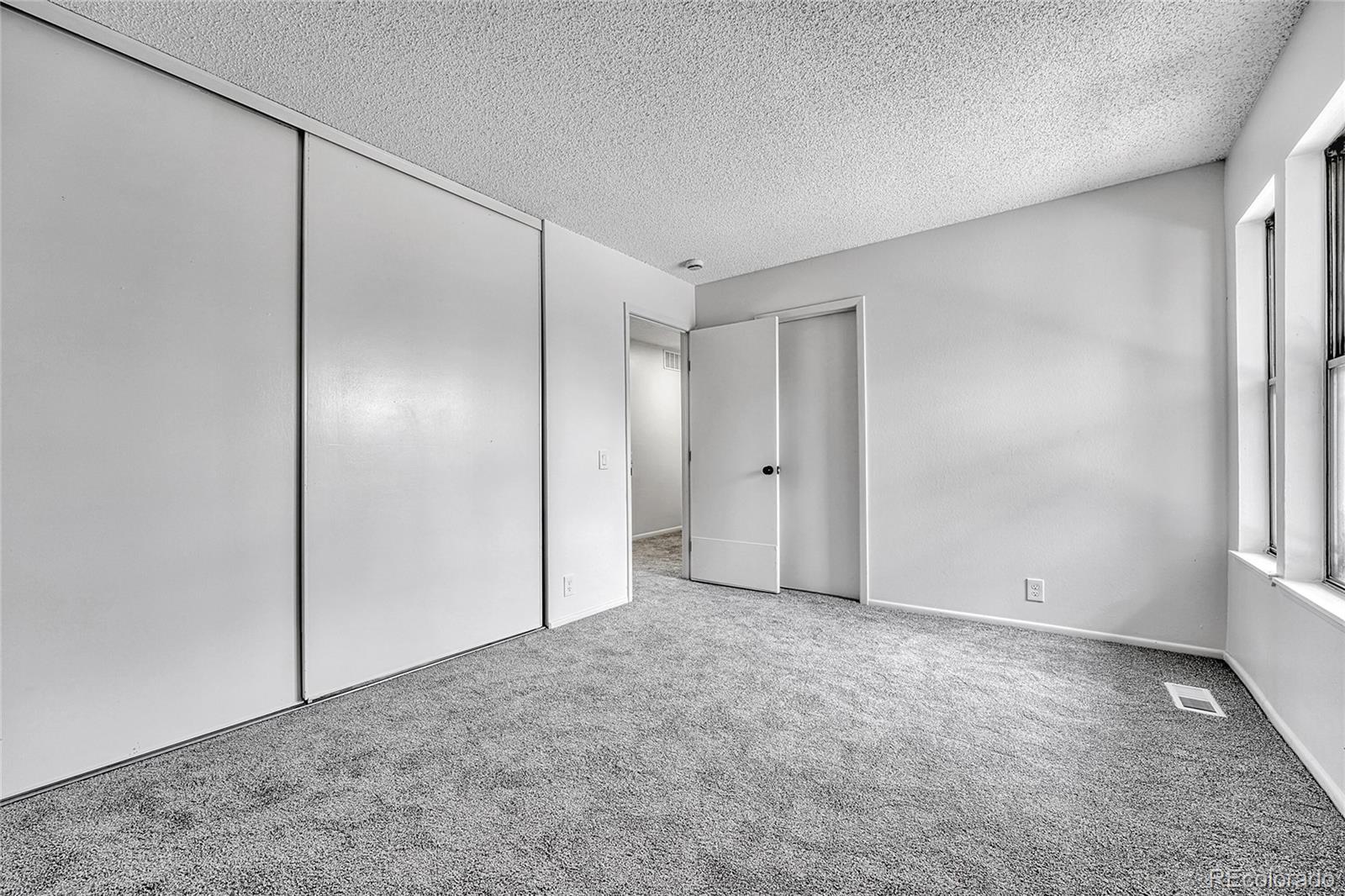 MLS Image #18 for 264 s newark circle,aurora, Colorado