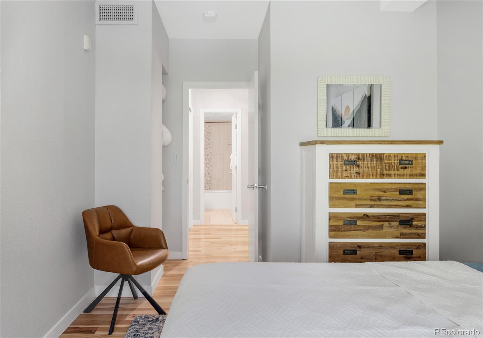 MLS Image #19 for 3295  blake street,denver, Colorado