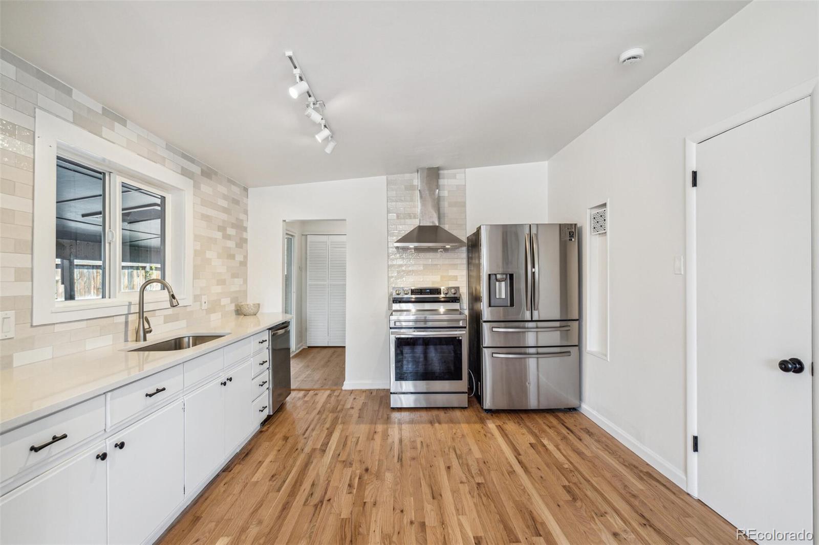 MLS Image #12 for 6170  estes court,arvada, Colorado