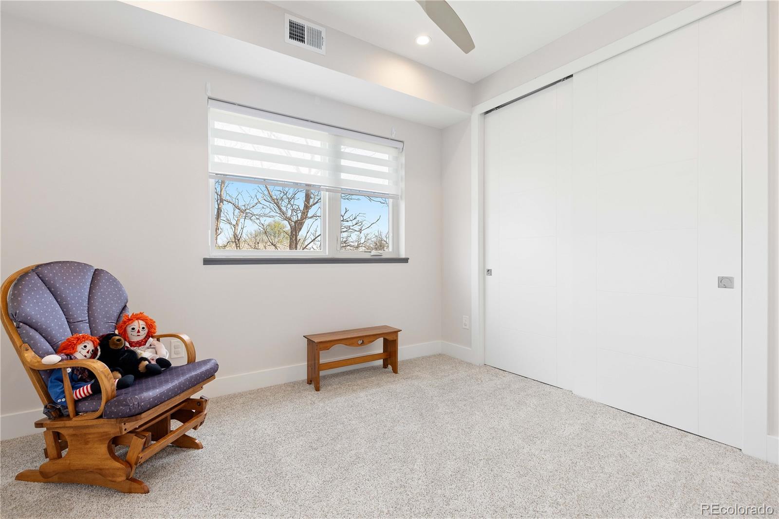 MLS Image #27 for 942 s fulton street,denver, Colorado