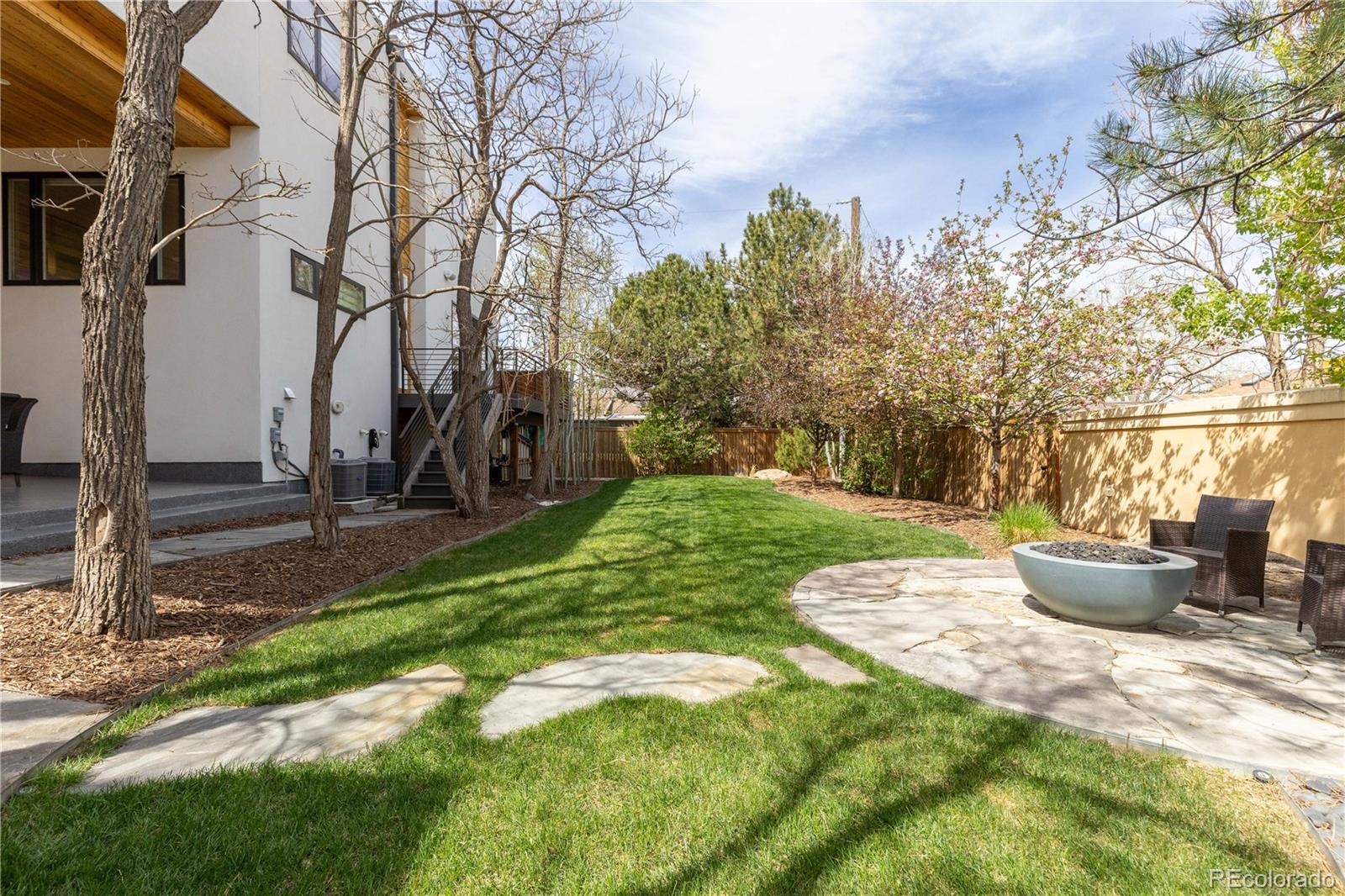 MLS Image #42 for 942 s fulton street,denver, Colorado