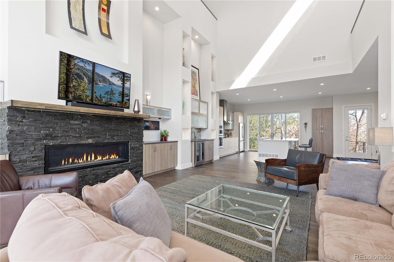 MLS Image #8 for 942 s fulton street,denver, Colorado