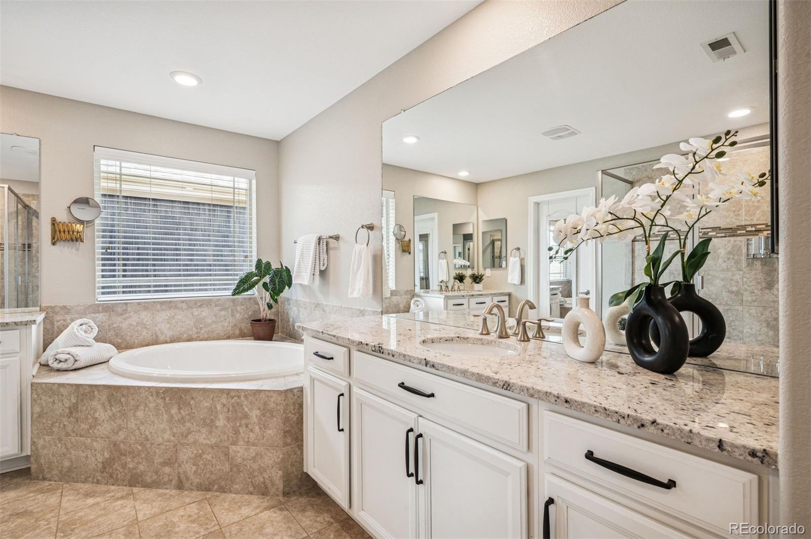 MLS Image #23 for 9446 e 51st drive,denver, Colorado