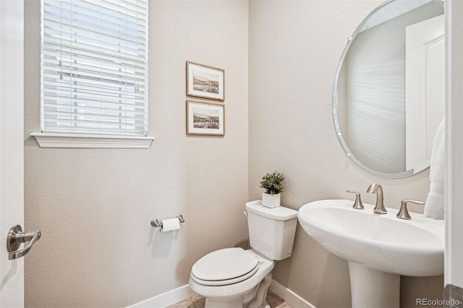 MLS Image #40 for 9446 e 51st drive,denver, Colorado