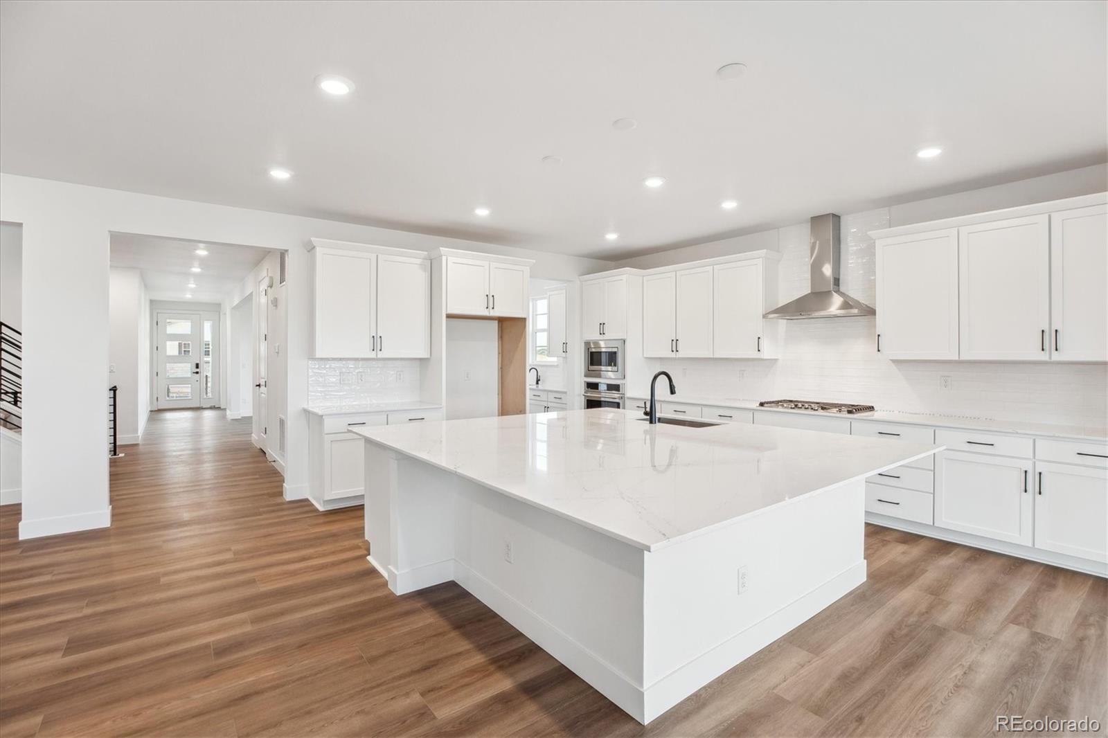 MLS Image #10 for 8601  yellowcress street,littleton, Colorado