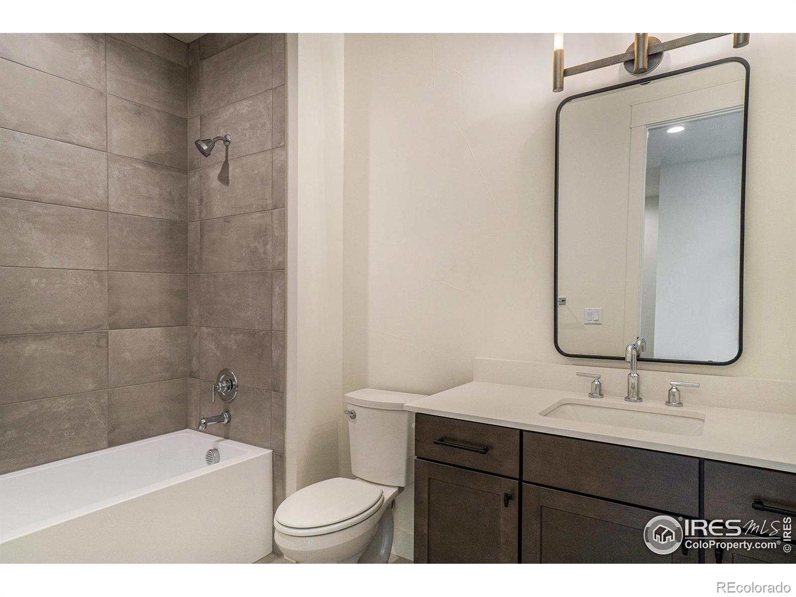 MLS Image #10 for 3045 e trilby road,fort collins, Colorado