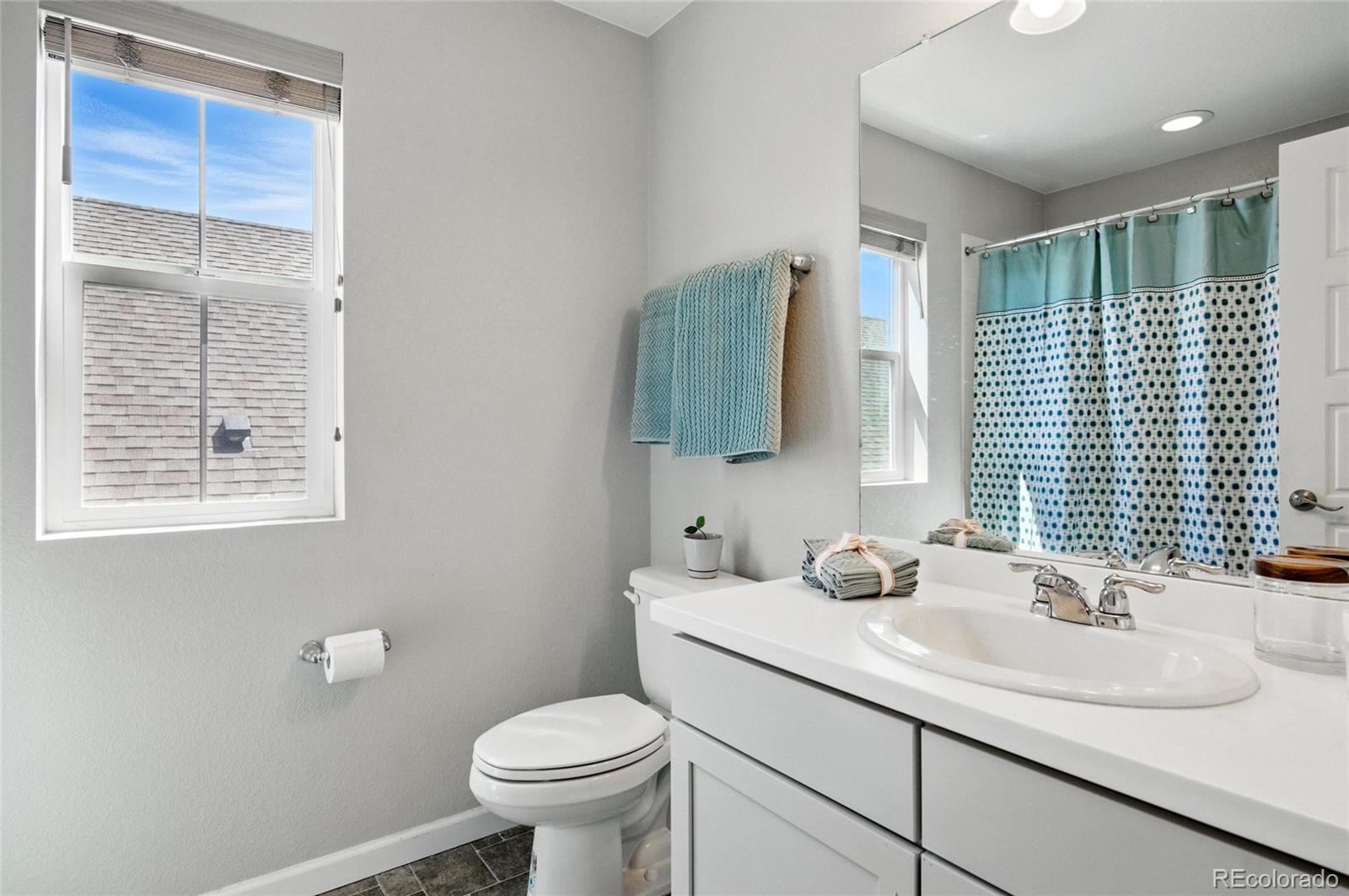 MLS Image #12 for 27857 e 8th avenue,aurora, Colorado