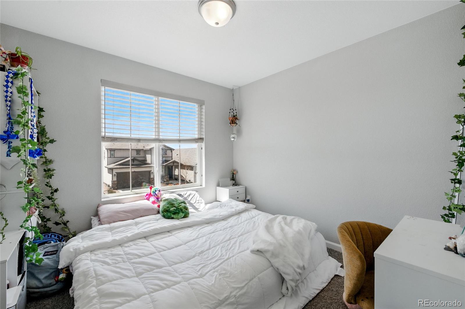 MLS Image #14 for 27857 e 8th avenue,aurora, Colorado