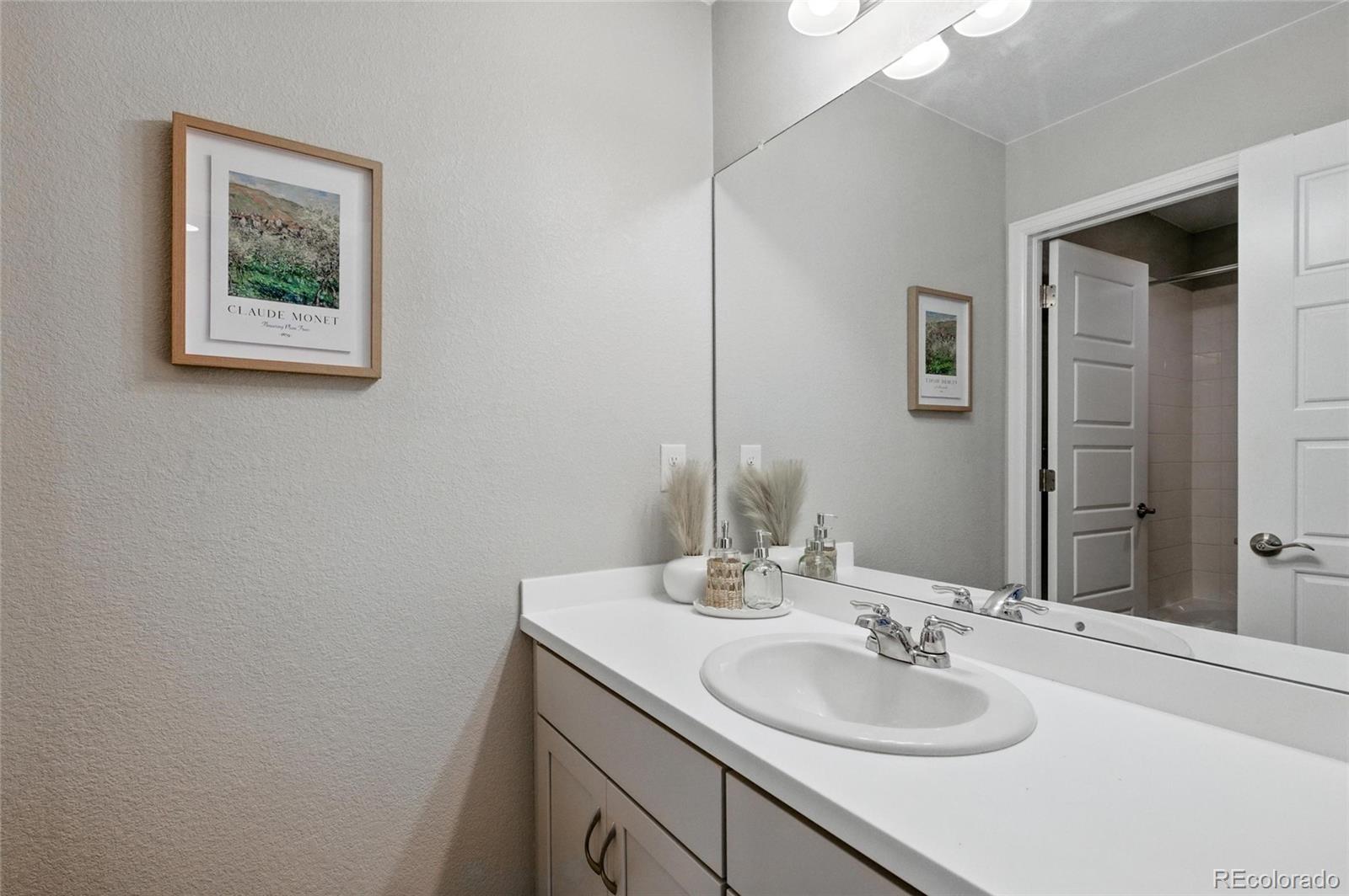 MLS Image #15 for 27857 e 8th avenue,aurora, Colorado