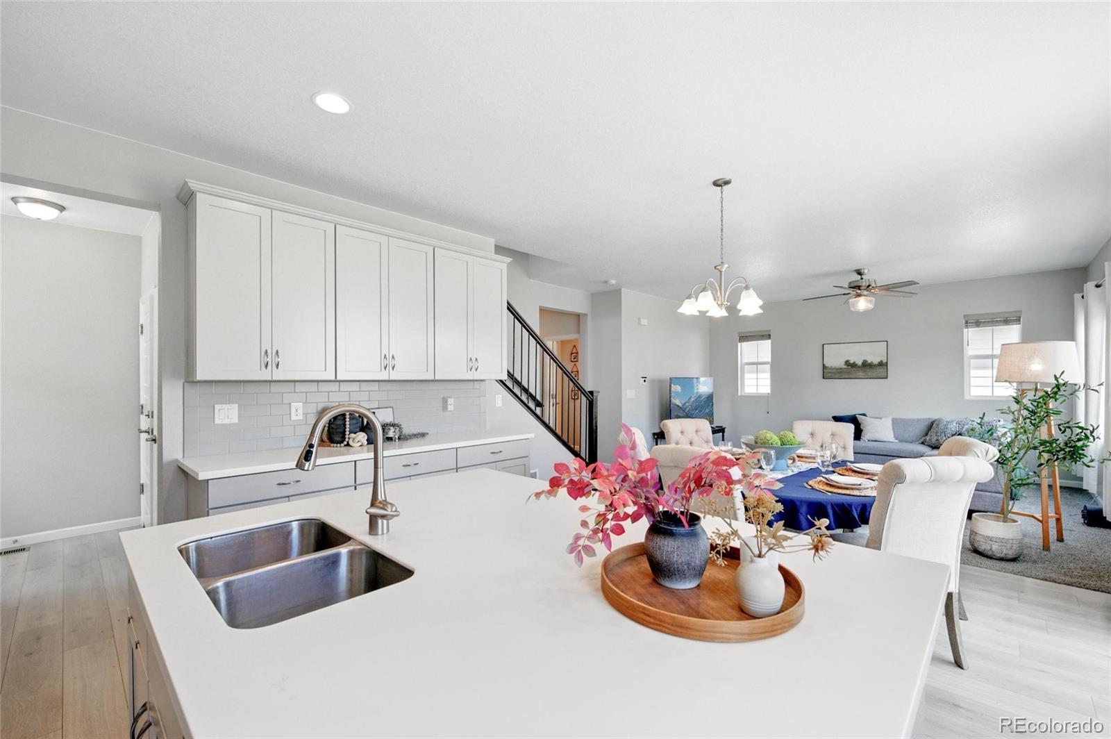 MLS Image #4 for 27857 e 8th avenue,aurora, Colorado