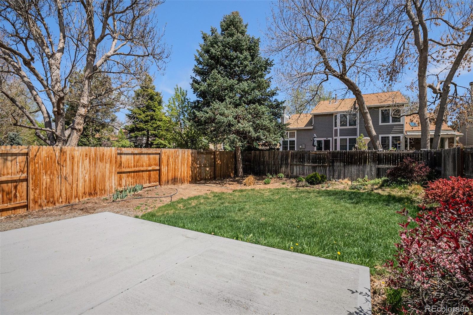 MLS Image #11 for 1566 s syracuse street,denver, Colorado