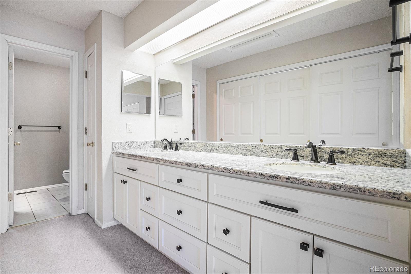MLS Image #6 for 1566 s syracuse street,denver, Colorado