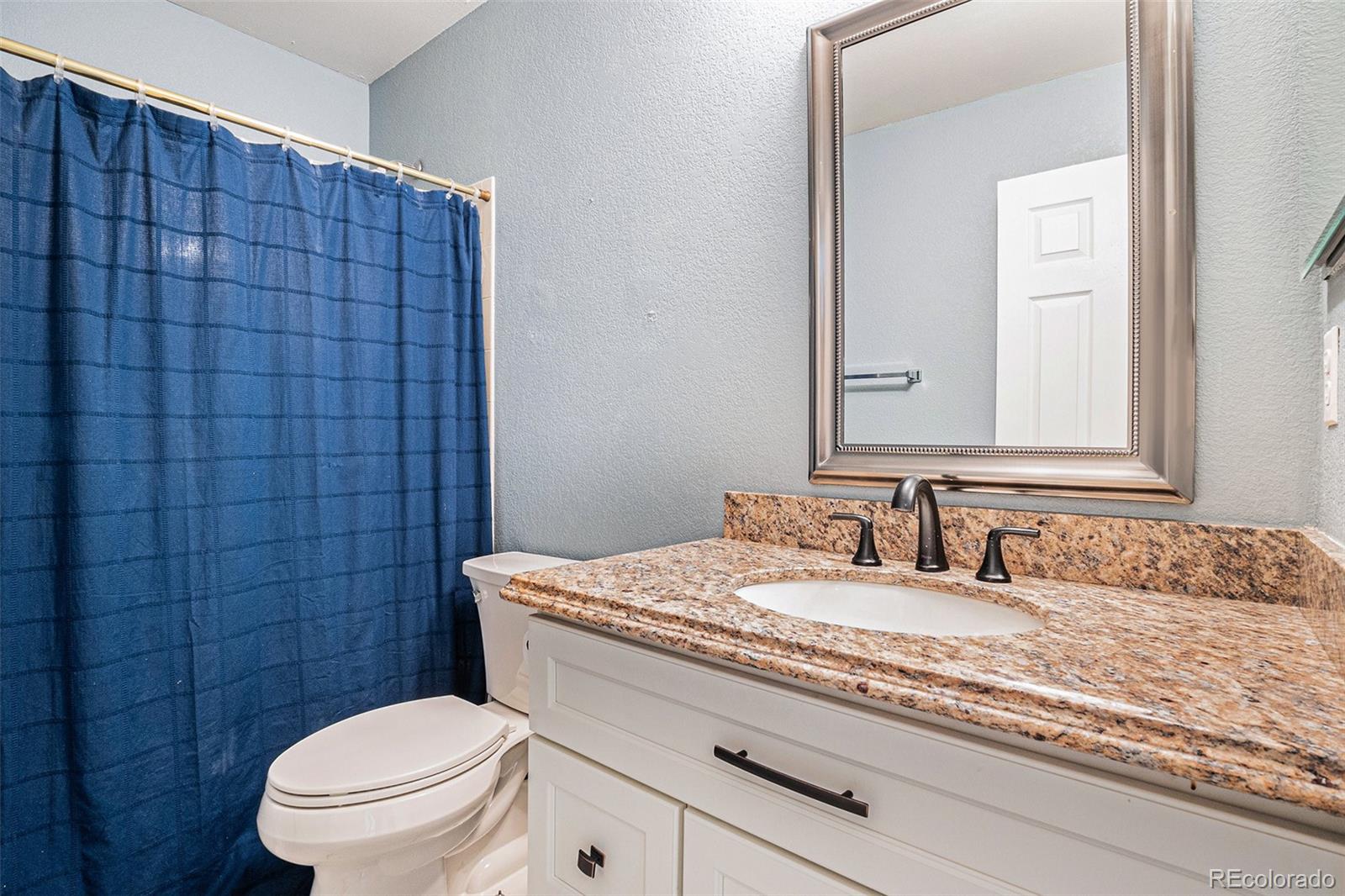 MLS Image #8 for 1566 s syracuse street,denver, Colorado