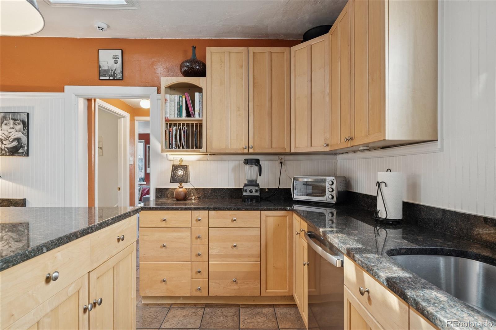 MLS Image #19 for 34 w maple avenue,denver, Colorado