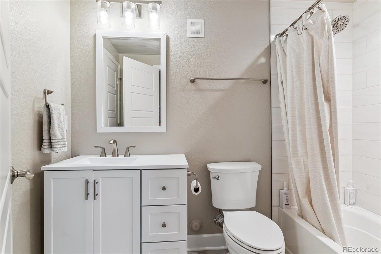 MLS Image #32 for 7240 s white crow way,aurora, Colorado