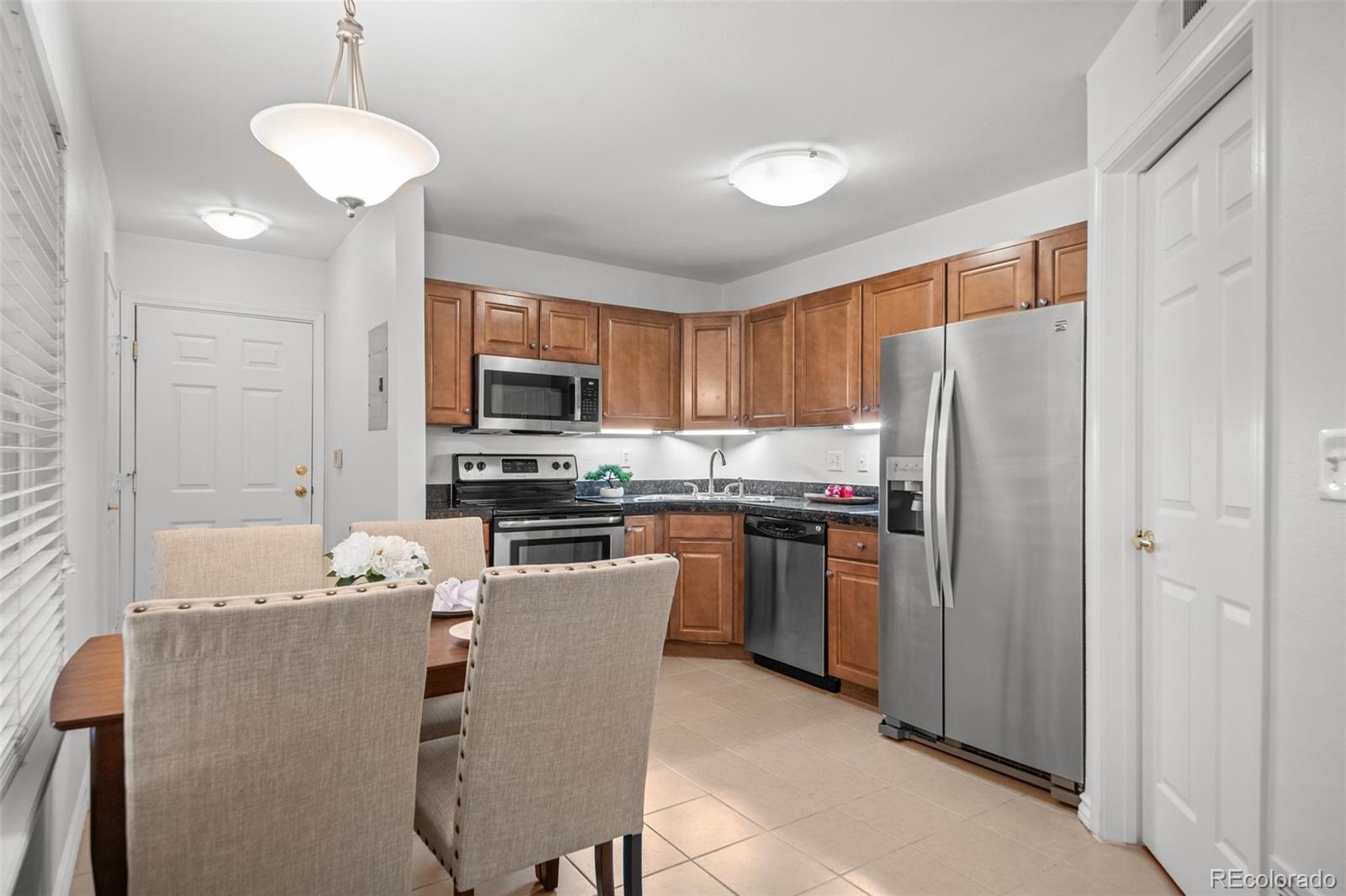 MLS Image #8 for 8603 e dry creek road 214,englewood, Colorado
