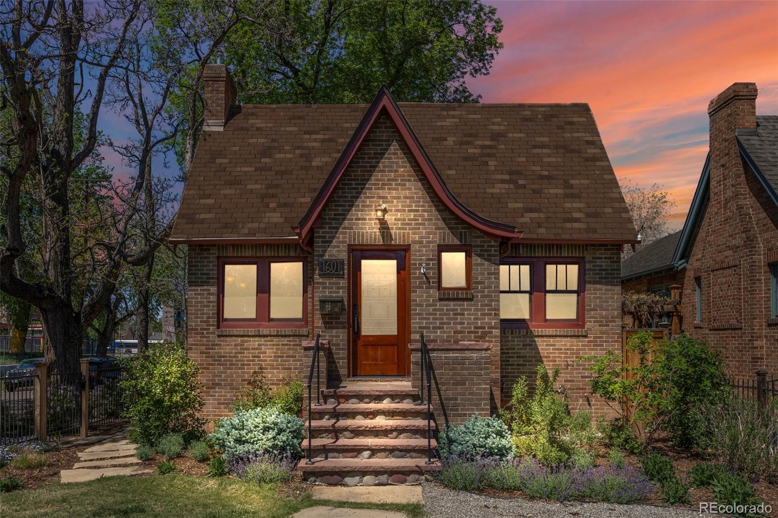 MLS Image #2 for 1601  albion street,denver, Colorado