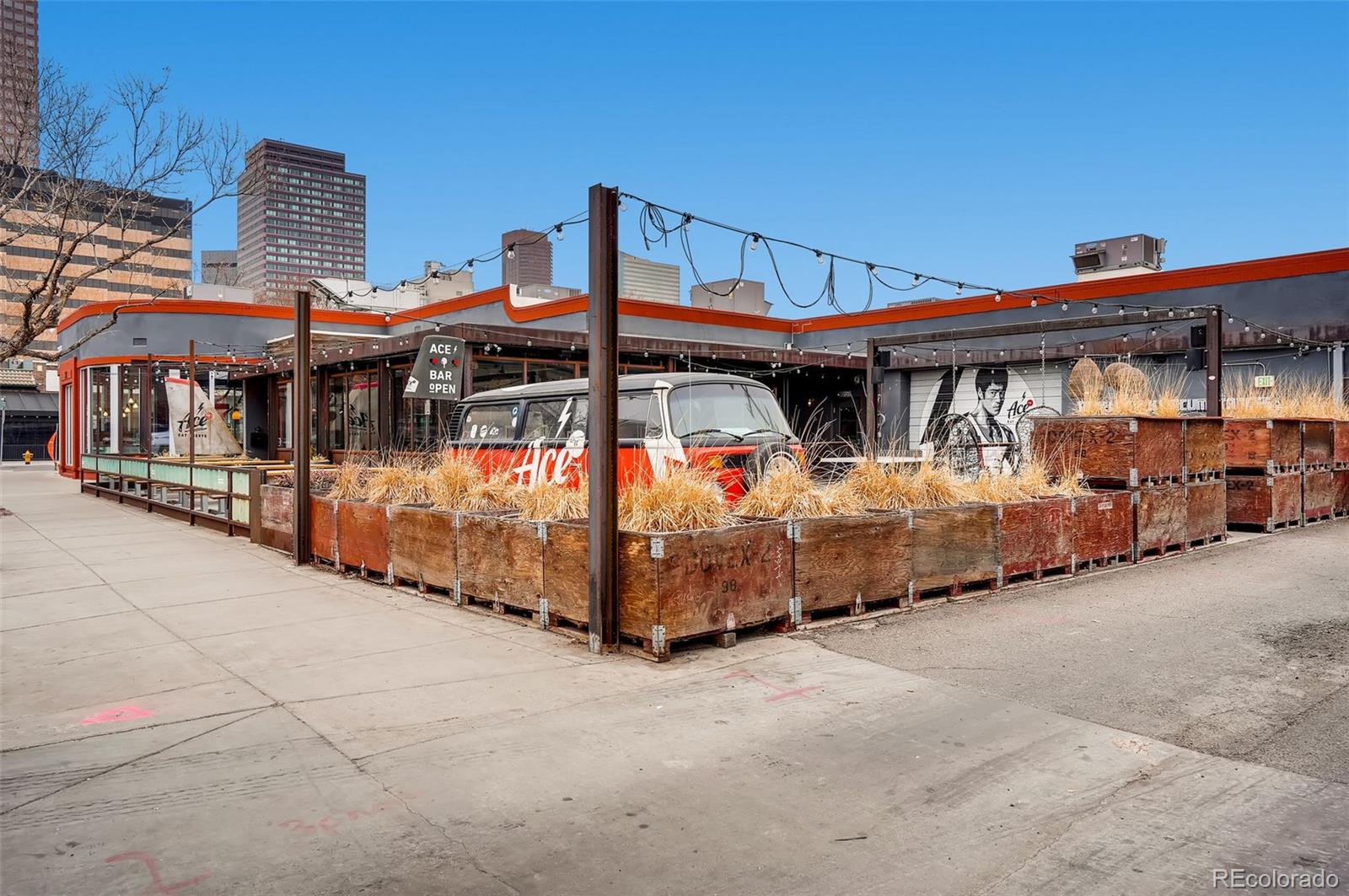 MLS Image #12 for 1630 n clarkson street,denver, Colorado