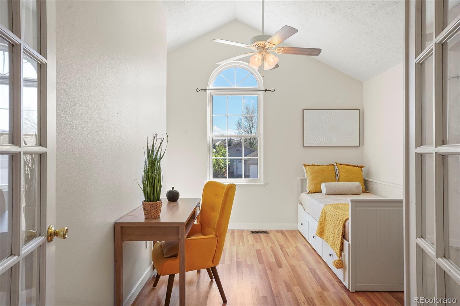 MLS Image #18 for 3330  simmelink loop,colorado springs, Colorado