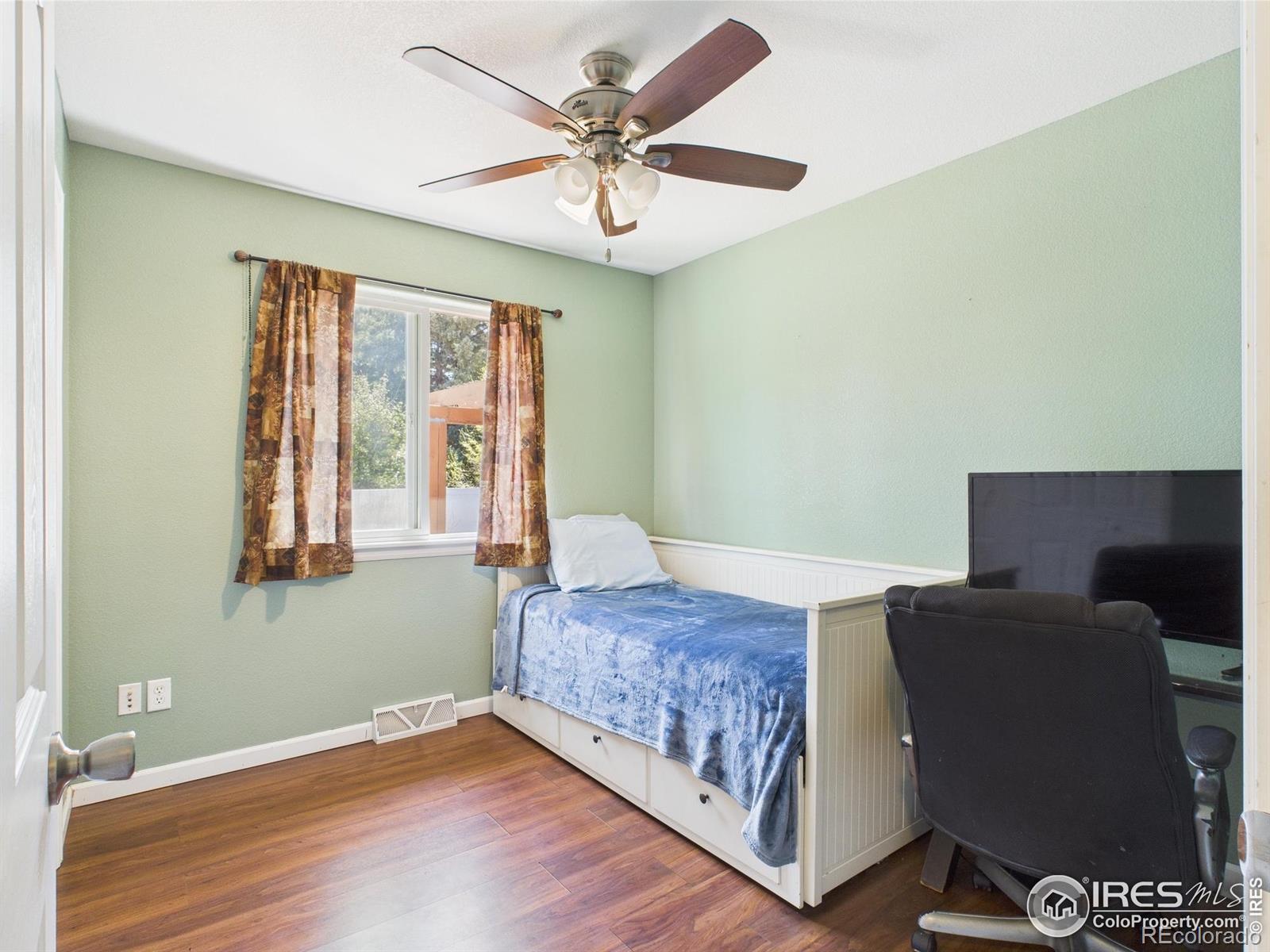 MLS Image #10 for 830  ponderosa court,eaton, Colorado