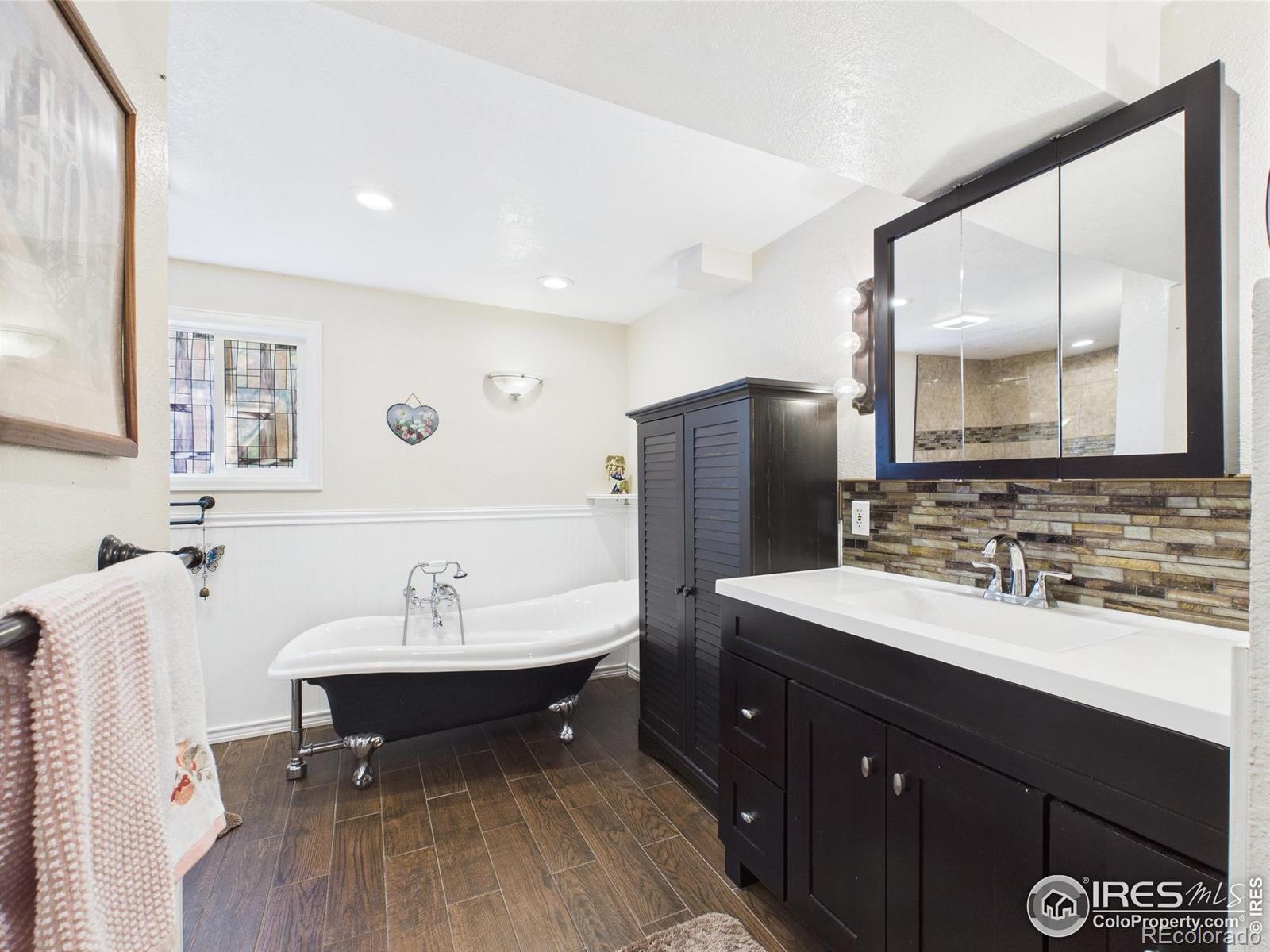 MLS Image #16 for 830  ponderosa court,eaton, Colorado