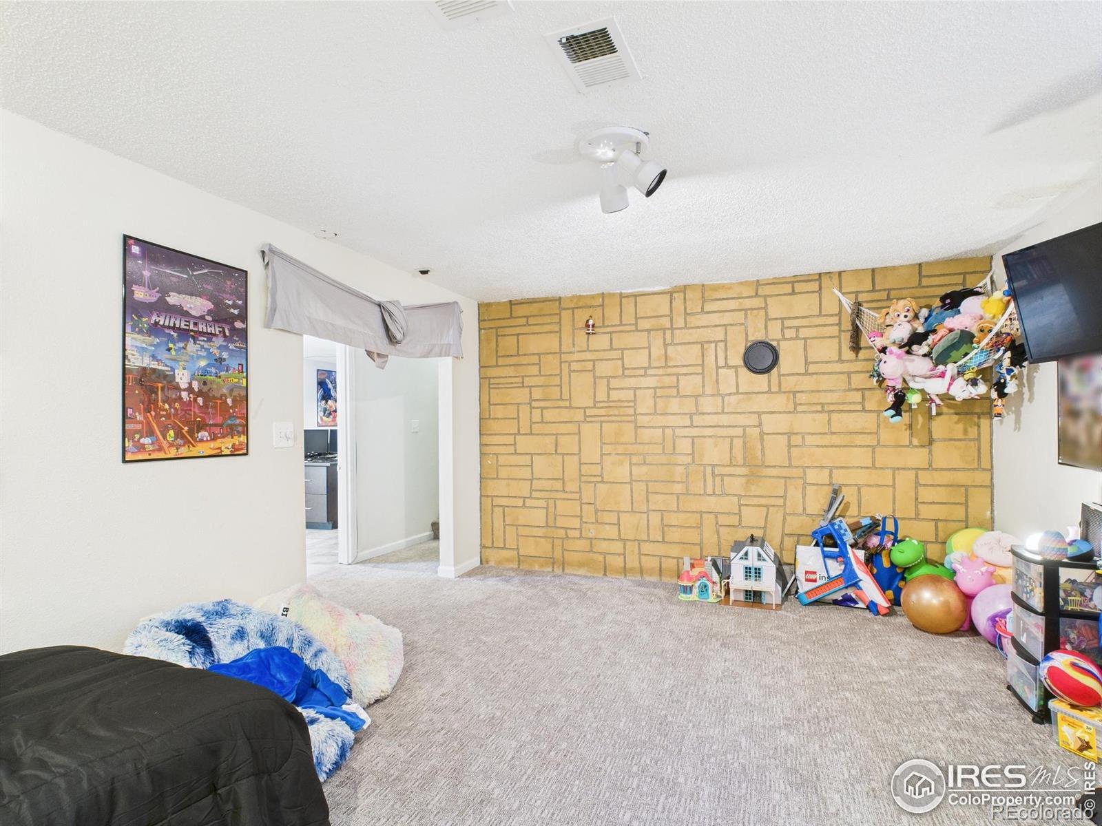 MLS Image #20 for 830  ponderosa court,eaton, Colorado