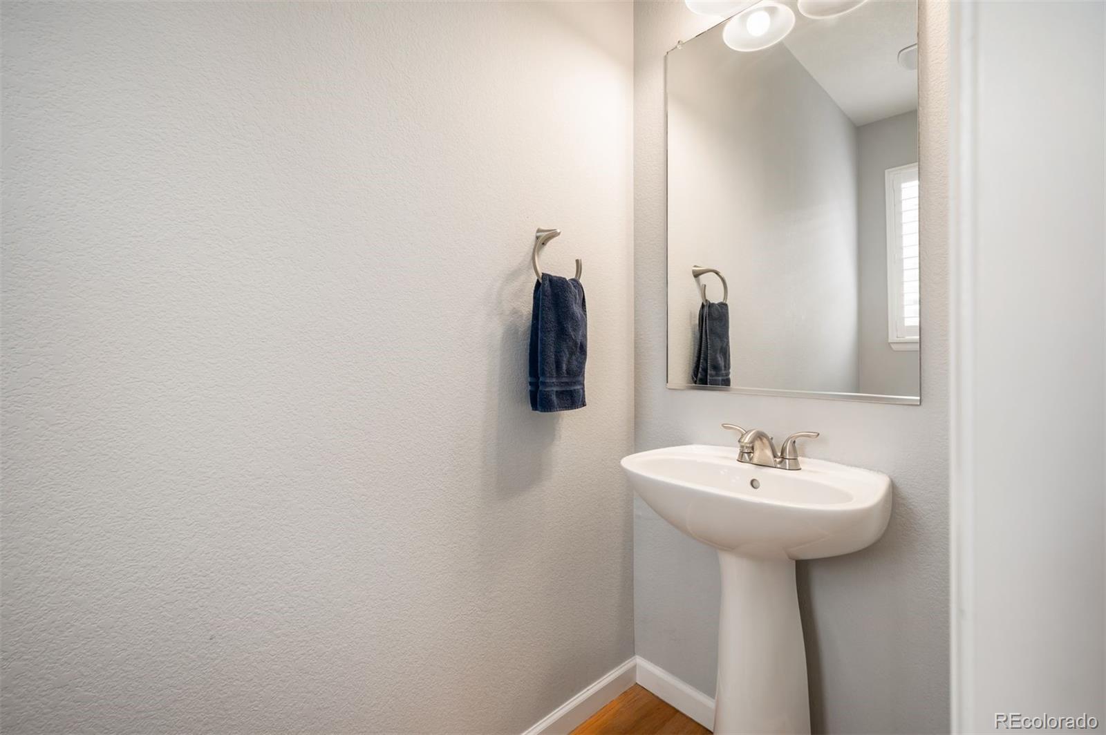 MLS Image #12 for 767  roslyn street,denver, Colorado