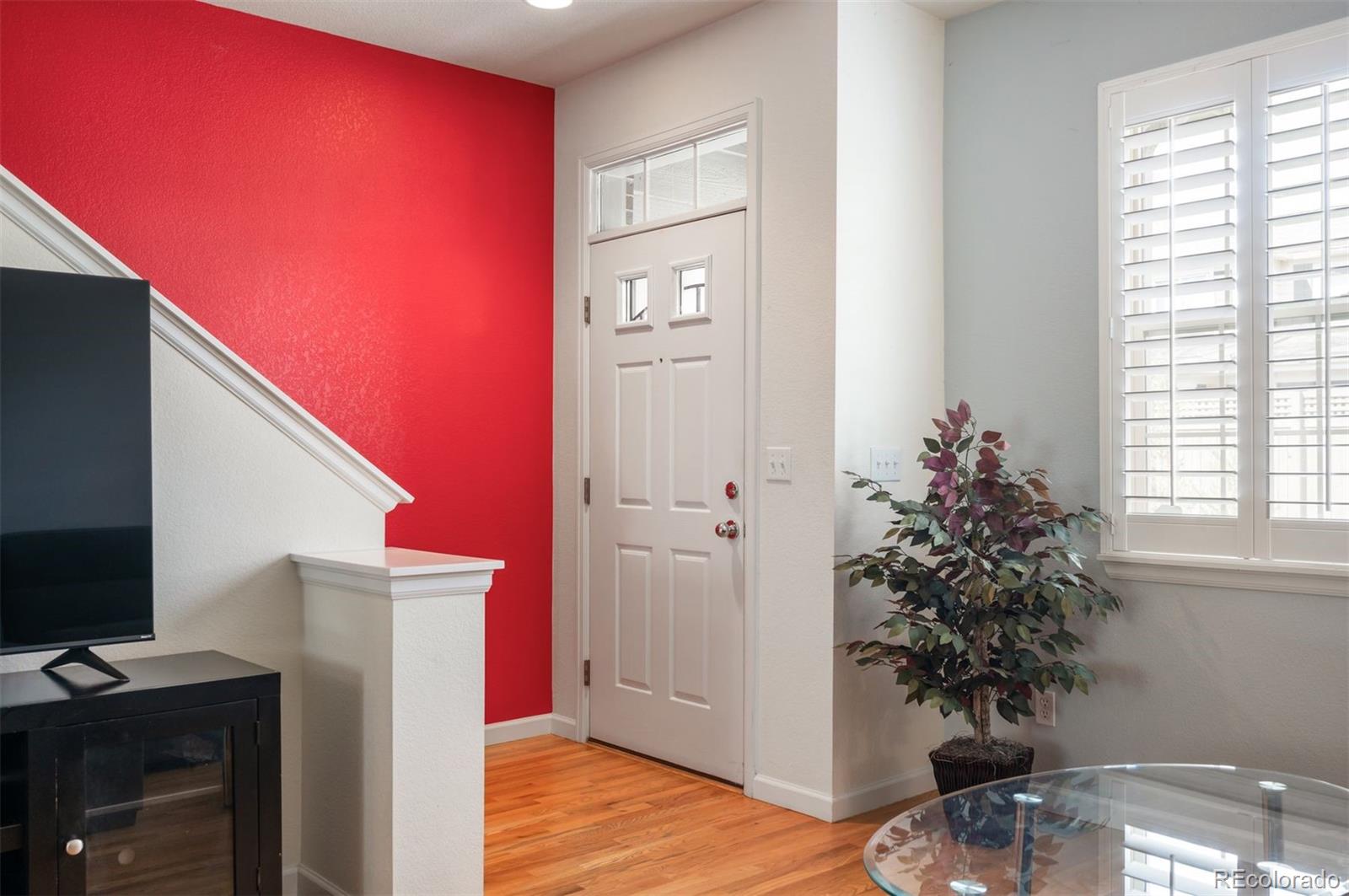MLS Image #5 for 767  roslyn street,denver, Colorado