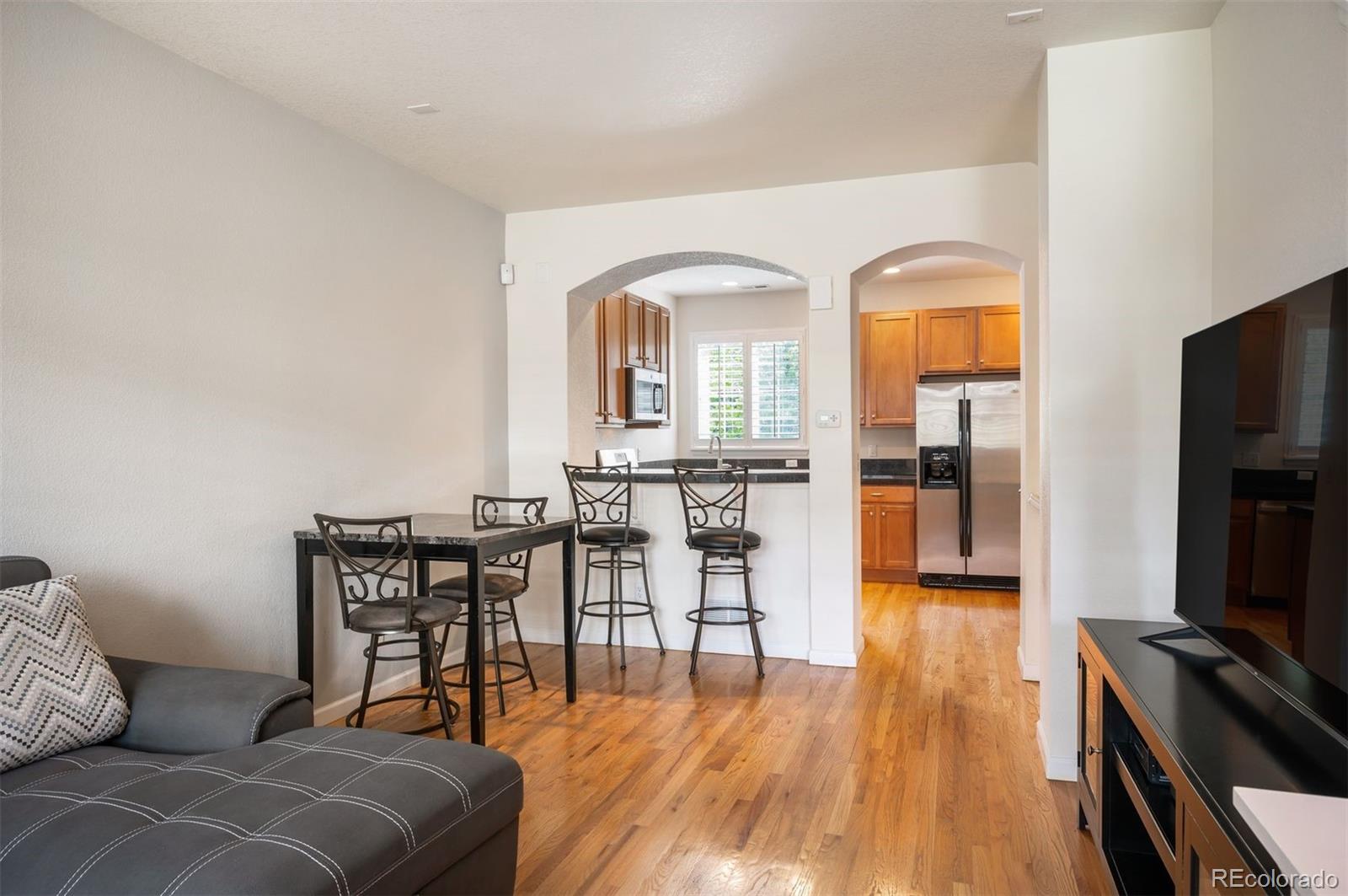 MLS Image #7 for 767  roslyn street,denver, Colorado