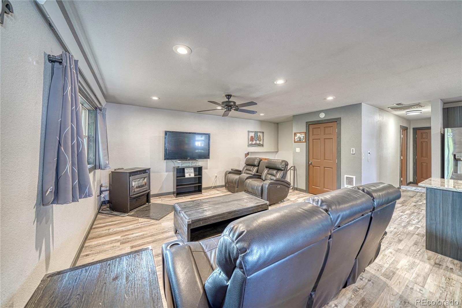 MLS Image #9 for 410 w 16th street,salida, Colorado