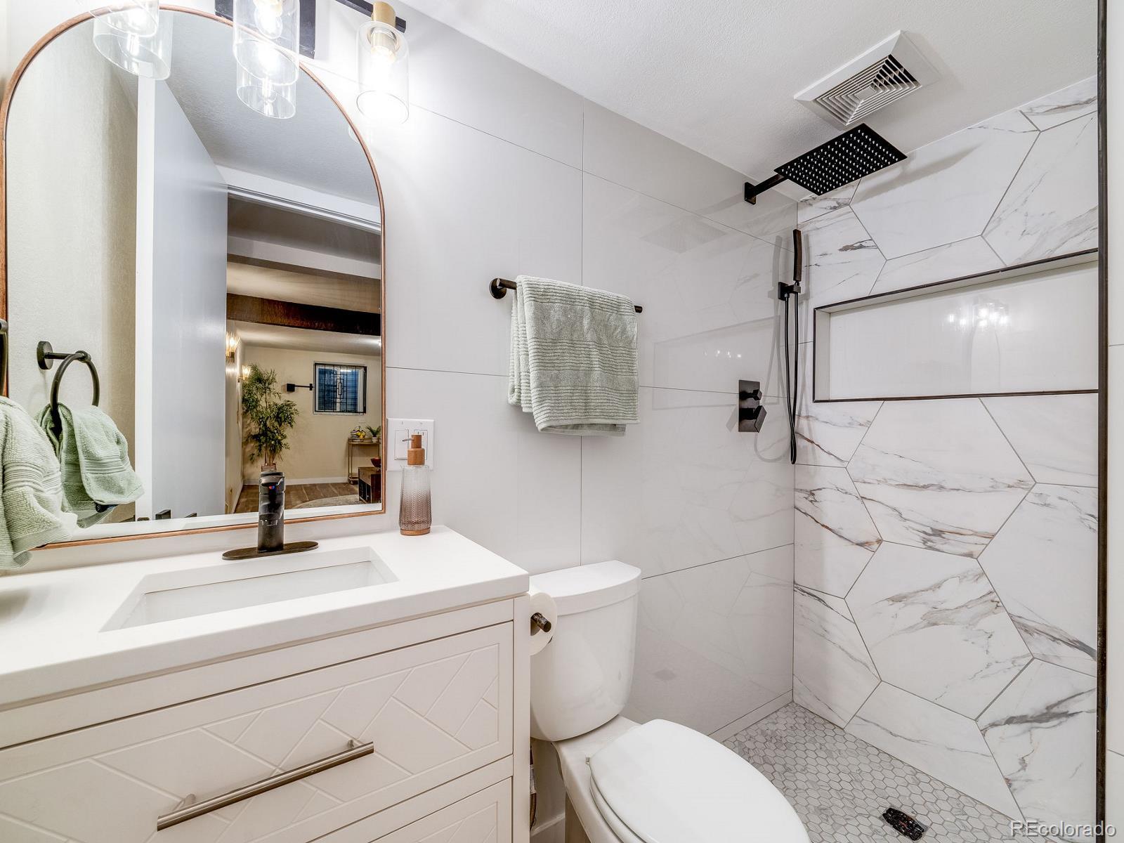 MLS Image #22 for 1103 s monaco parkway ,denver, Colorado