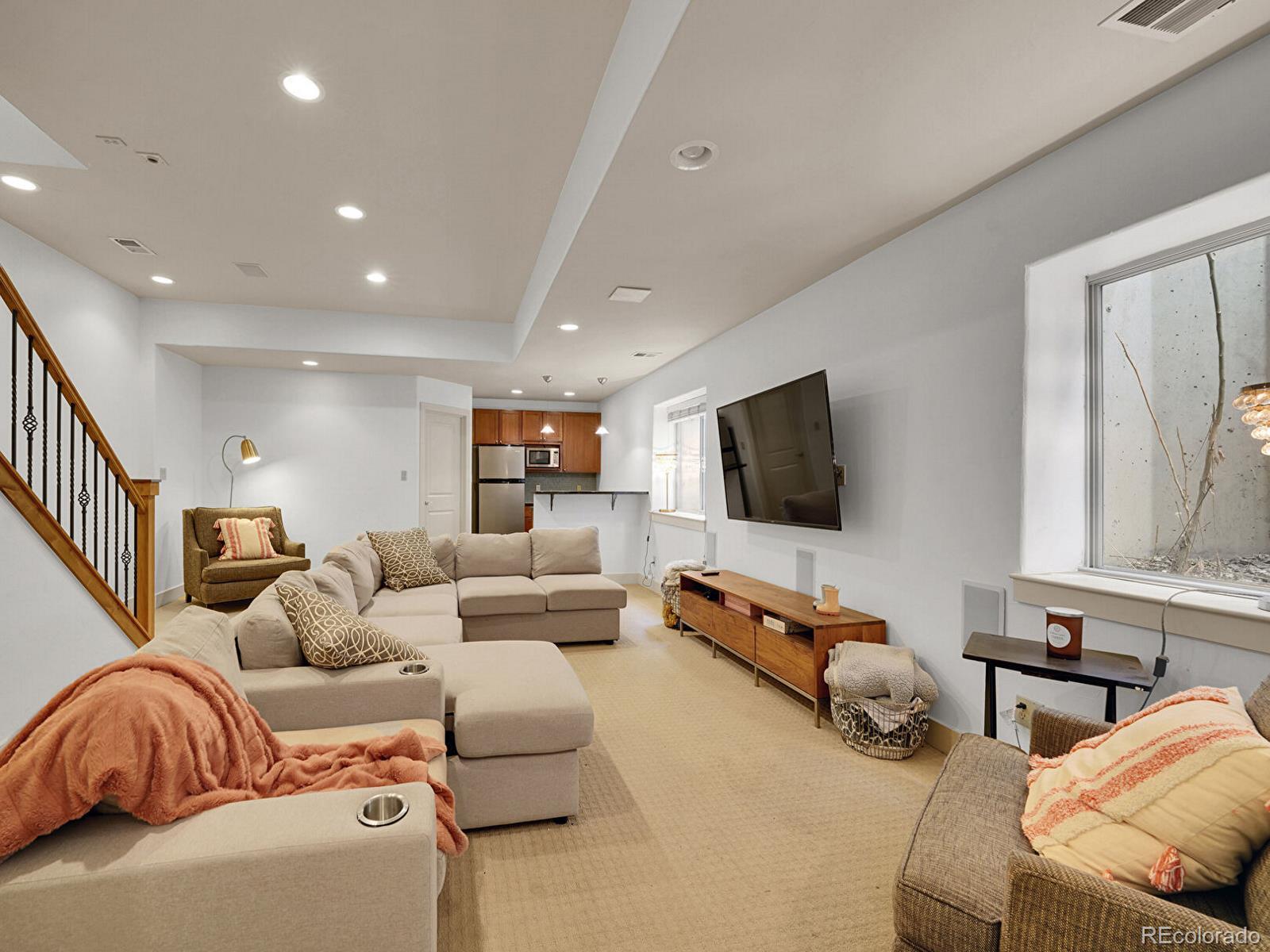 MLS Image #33 for 383 s franklin street,denver, Colorado