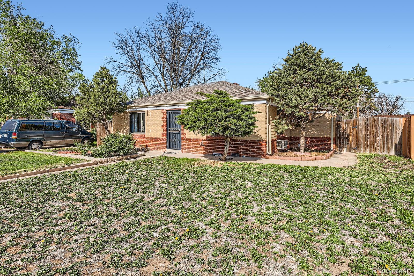 MLS Image #3 for 2220  quebec street,denver, Colorado