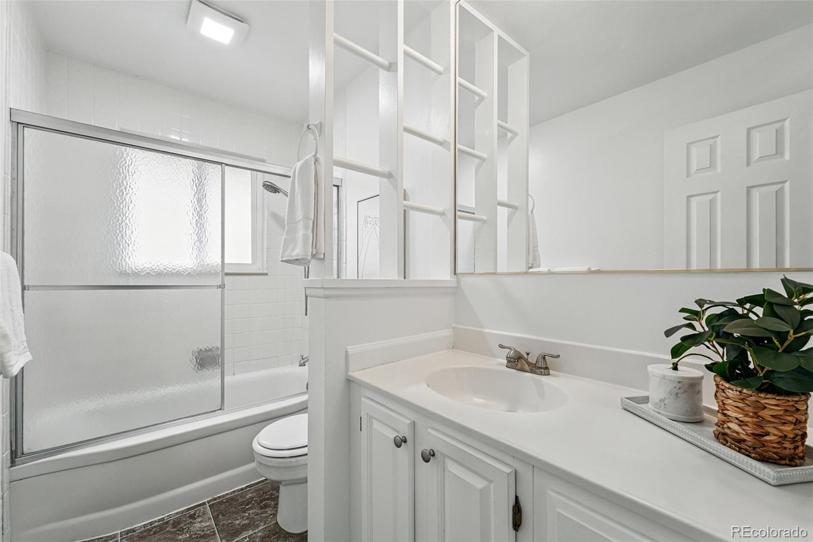 MLS Image #18 for 7751 s race street,centennial, Colorado
