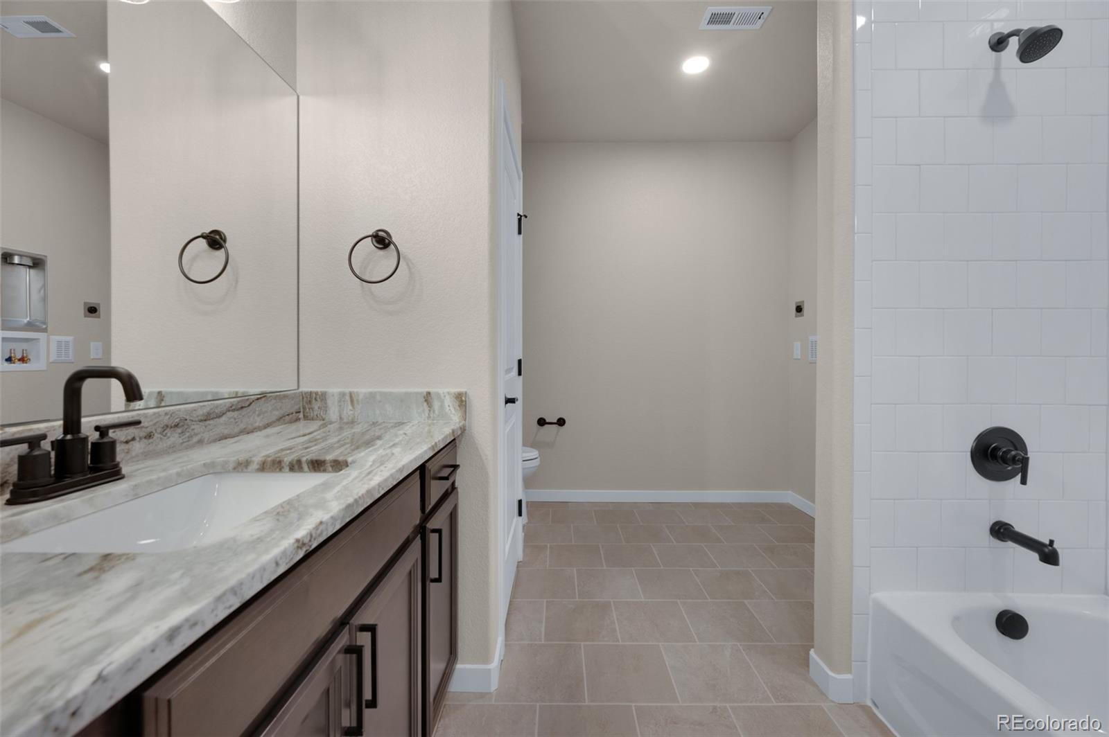 MLS Image #11 for 16990  early light drive,colorado springs, Colorado