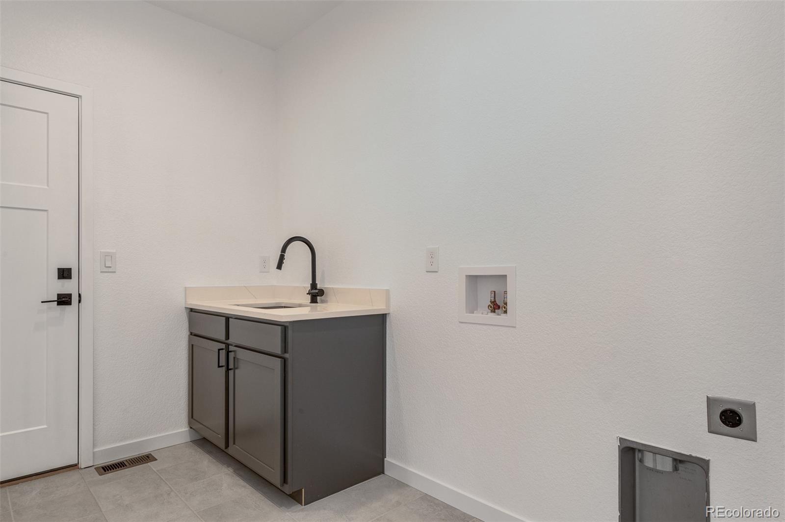 MLS Image #25 for 16990  early light drive,colorado springs, Colorado