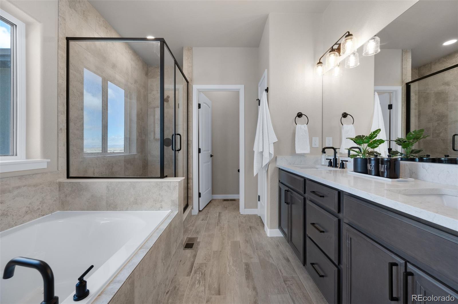 MLS Image #9 for 16990  early light drive,colorado springs, Colorado