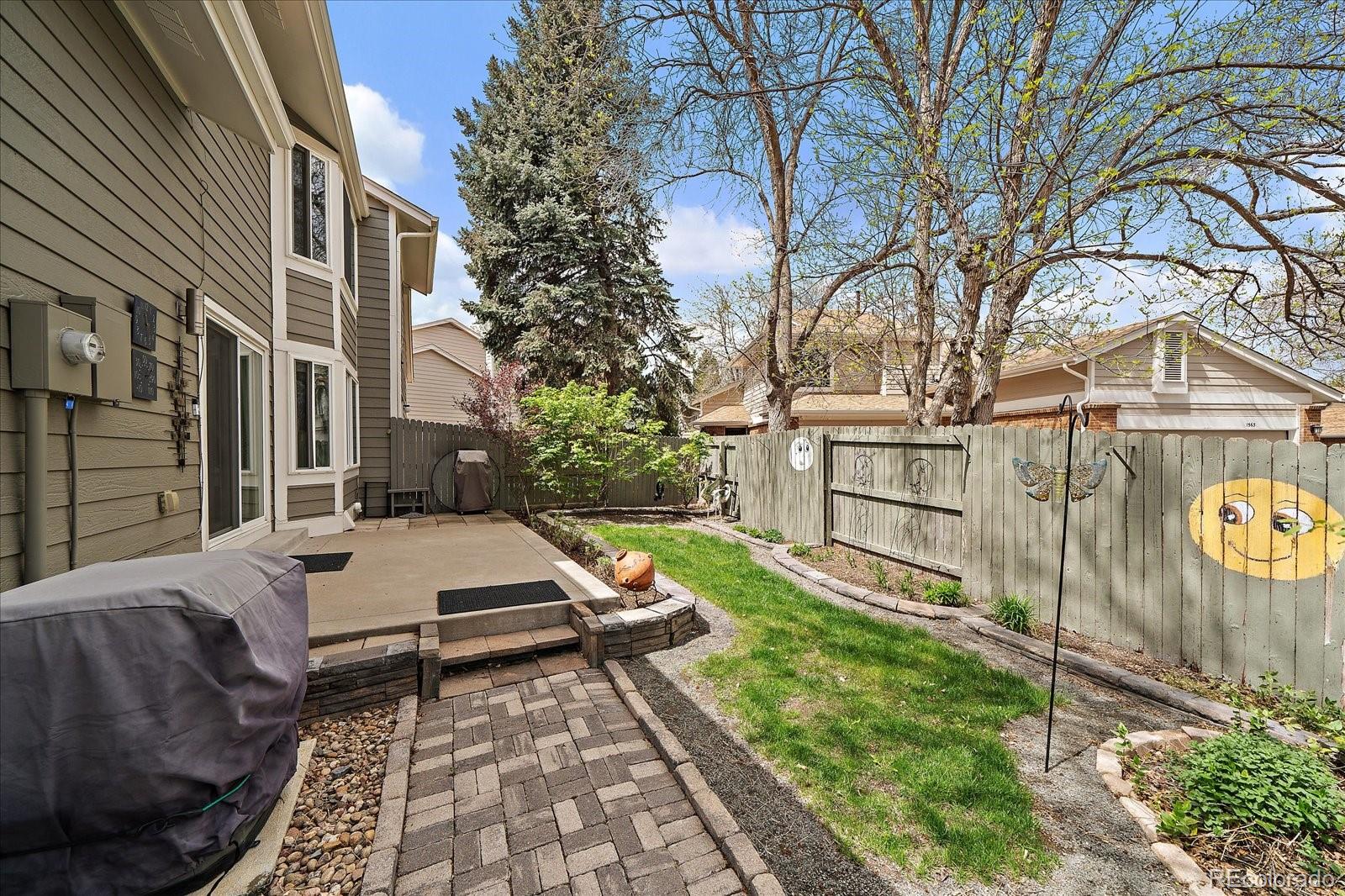 MLS Image #27 for 1571 s trenton court,denver, Colorado