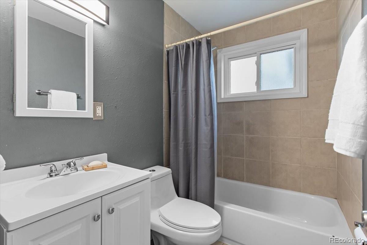 MLS Image #14 for 690 w 1st avenue,broomfield, Colorado