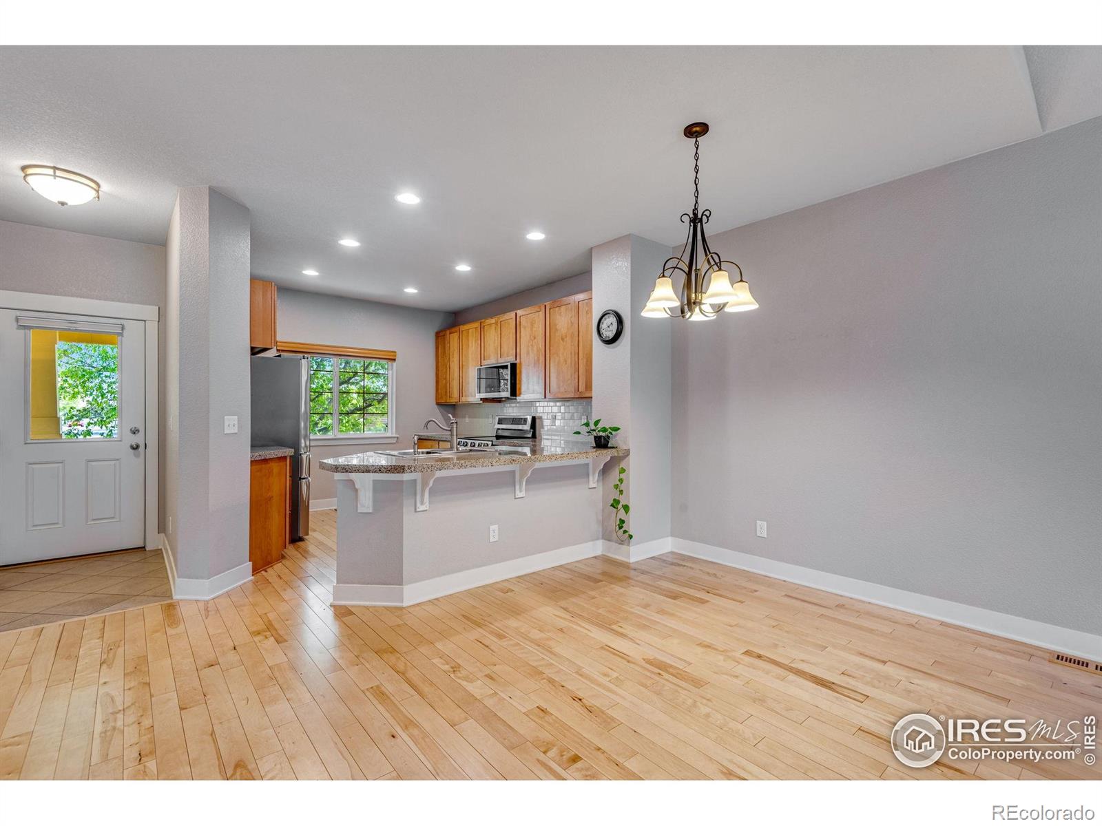 MLS Image #12 for 1038  village circle,erie, Colorado