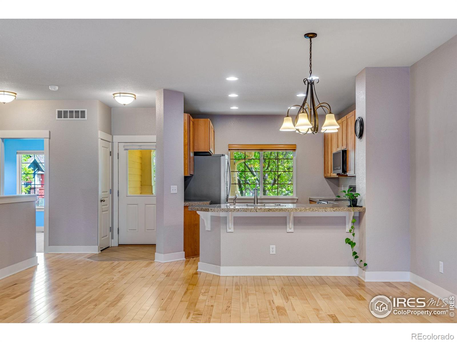 MLS Image #13 for 1038  village circle,erie, Colorado