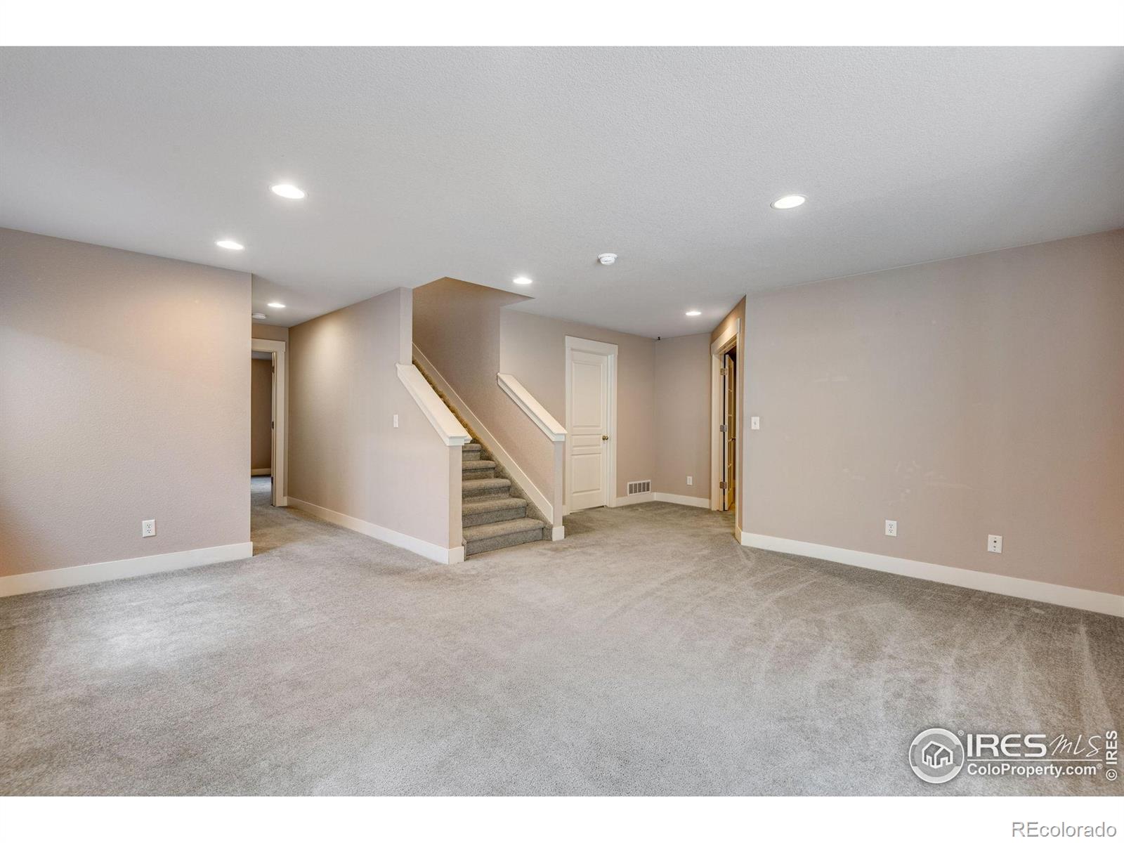 MLS Image #30 for 1038  village circle,erie, Colorado